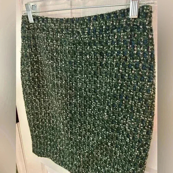J.Crew Wool Blend Boucle Tweed Pencil Skirt size 0 - Picture 2 of 3